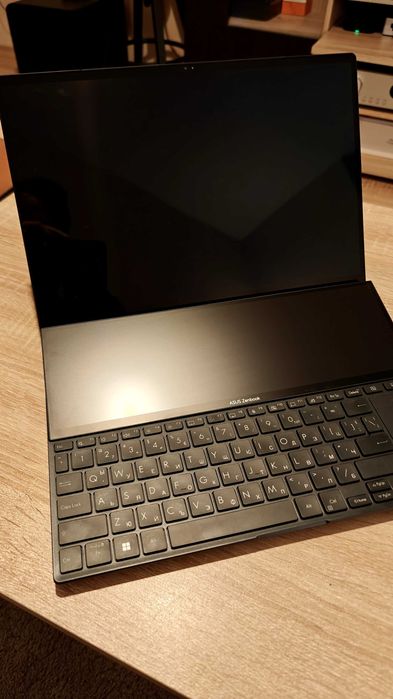 ASUS ZenBook Pro Duo UX8402V 14" сензорен OLED / i9-13900H / RTX 4060 / 32GB / 2TB