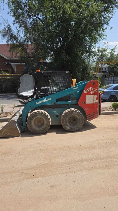 Продам Мини-погрузчик SUNWARD SWL3210