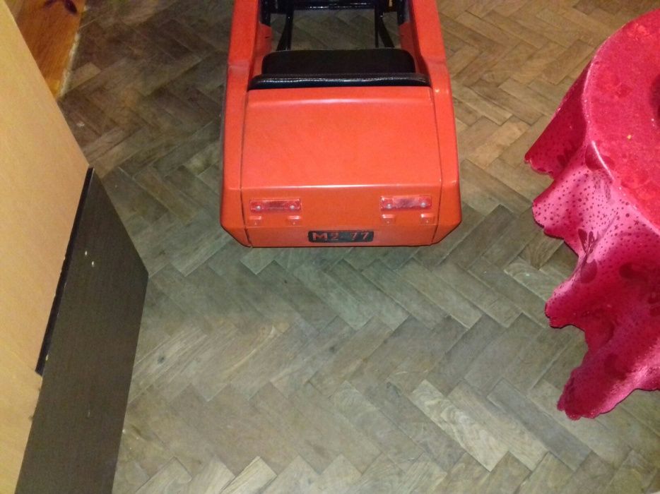 кола с педали радуга