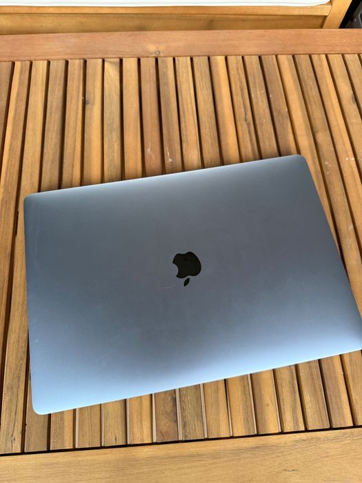 Macbook Pro (15-inch, 2016)