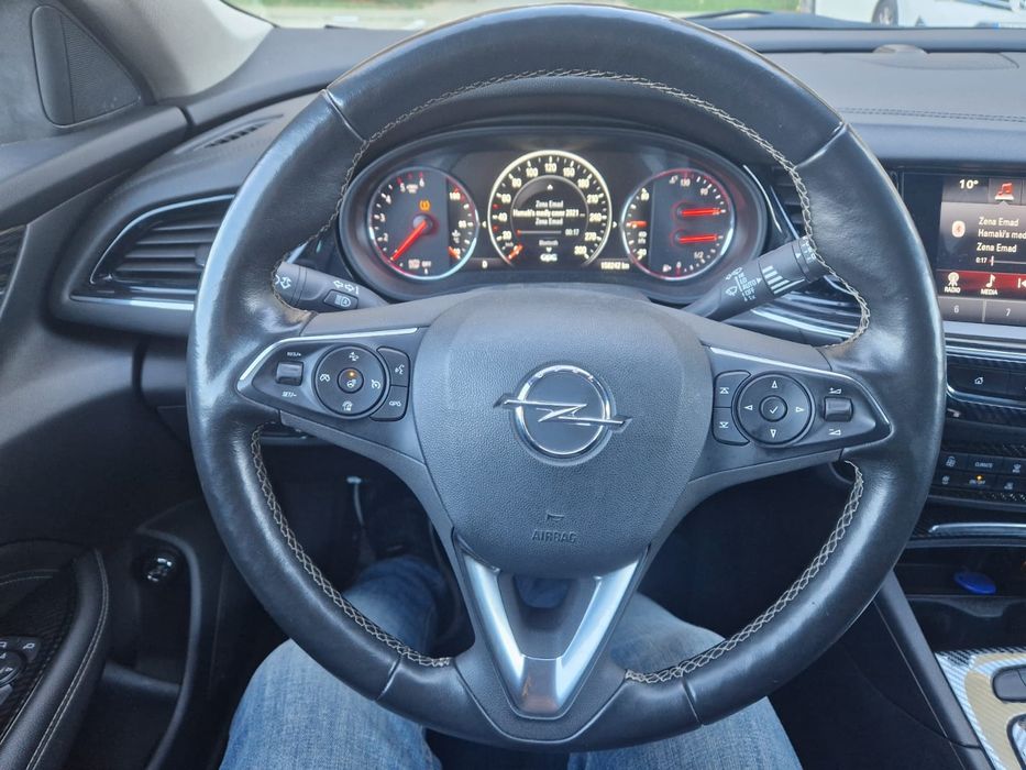 Opel insignia sport tourer