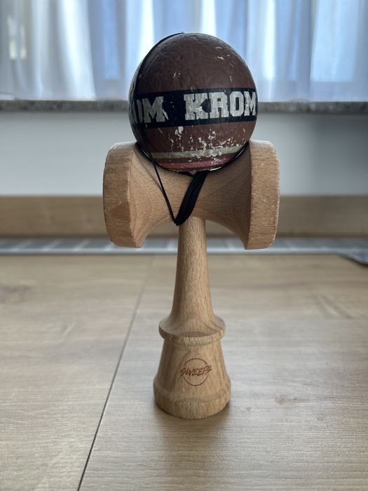 Ken Broken Shape cu tama Strogo neapolitan