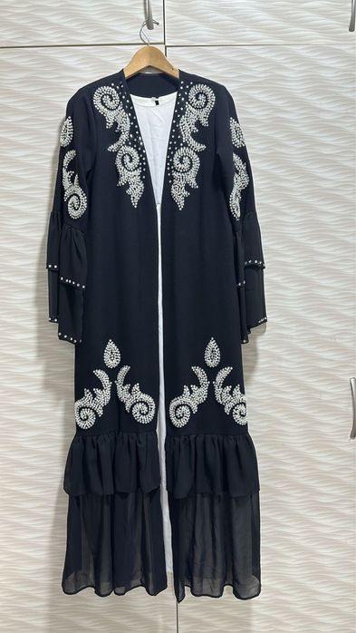 Продам накидку с платьем