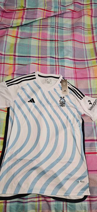 Спортни тениски  размер М и S