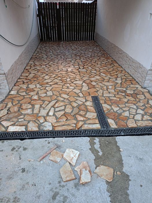 Vând si montez Piatra naturala decorativă