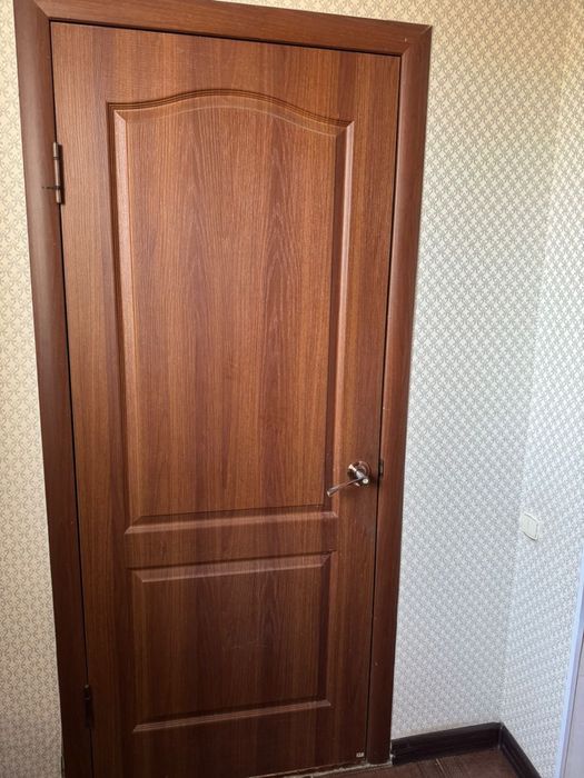 Продам меж.комнатный дверь