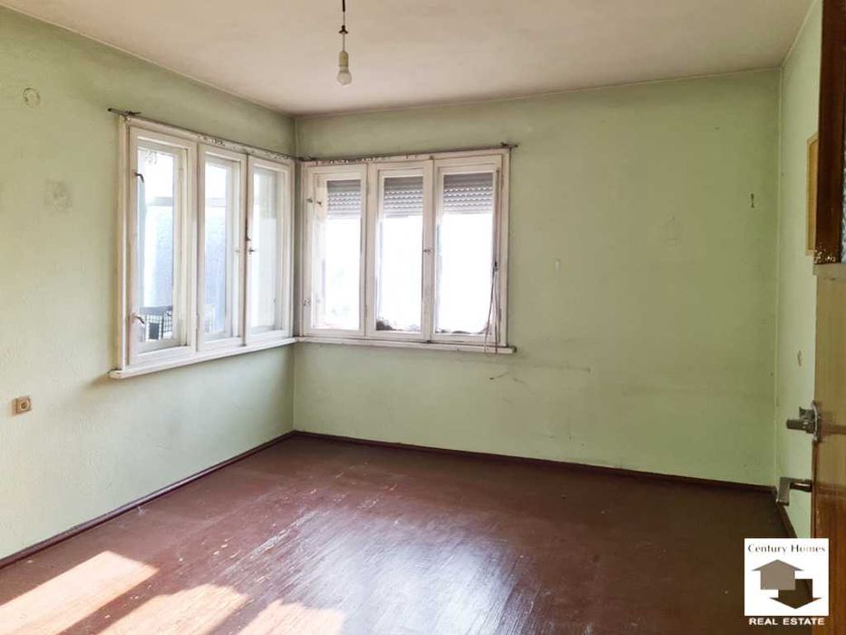 Продава се Етаж от къща в Велико Търново, Център - 130 кв.м за 1377 €/кв.м - Снимка #2