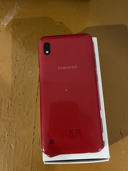 Продам Samsung Galaxy A10