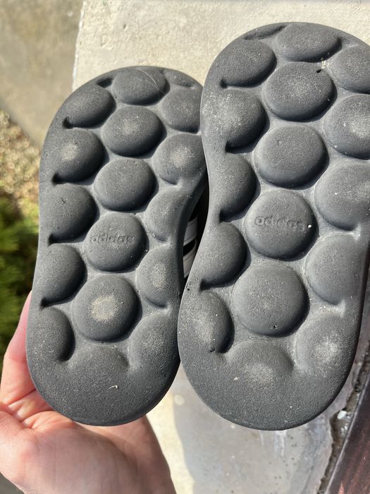 Маратонки Адидас 27 номер