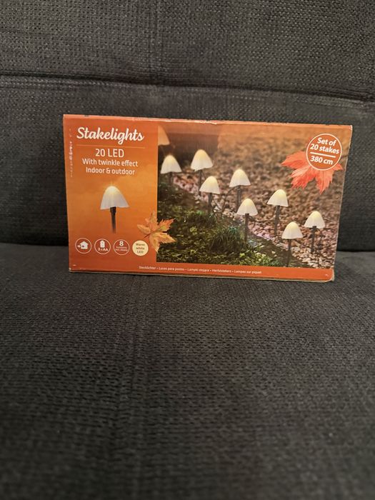 Instalatie LED forma ciuperci pentru casa si gradina