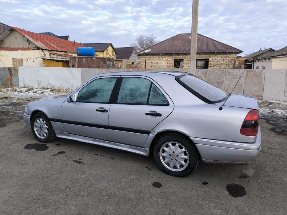 Mercedes Benz W202 C200