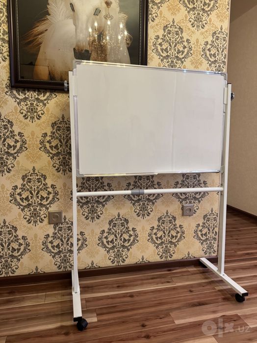 Доска двусторонняя на колёсах 60×90 см