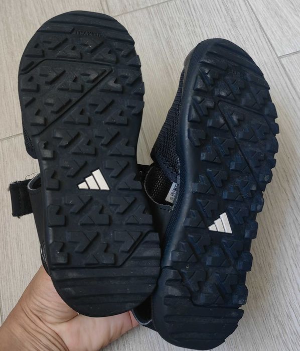 Детски сандали adidas 31 номер