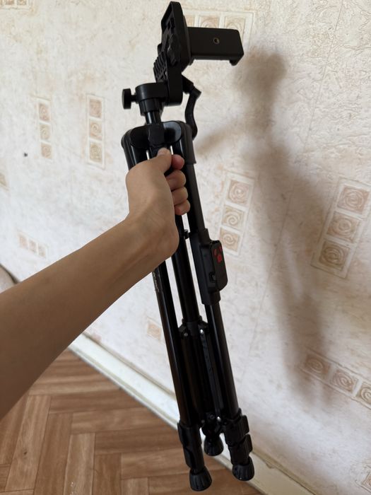 Штатив для телефонов