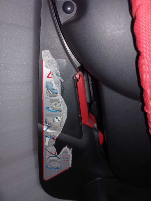 Столче за колата