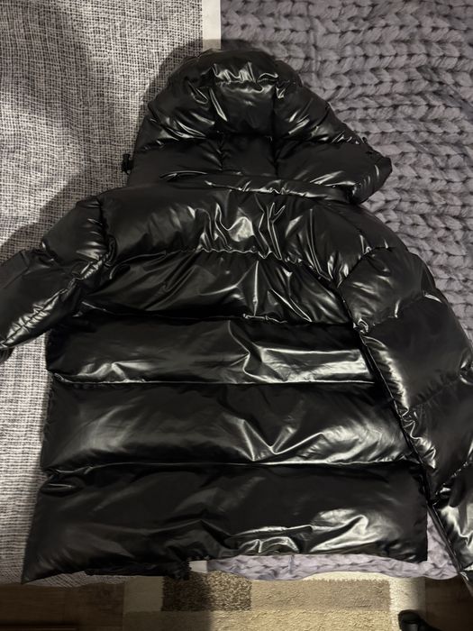 Яке BURBERRY на 2 дни