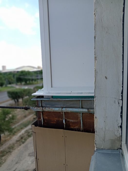 Балкон новый окна