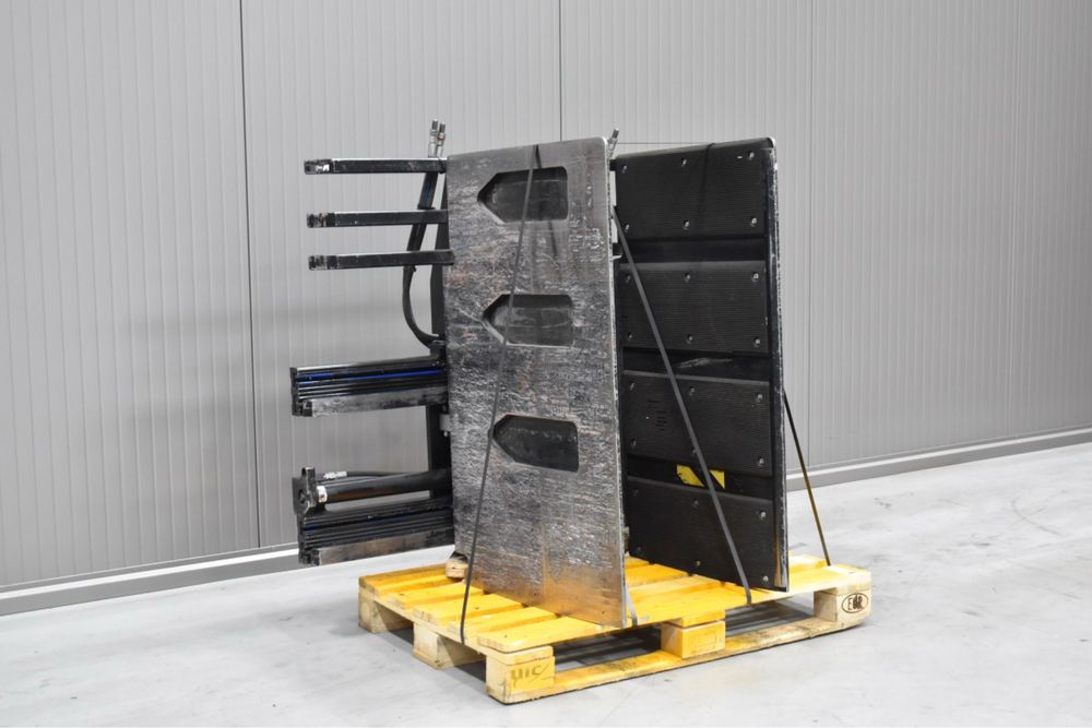 Piese stivuitoare atasament klamp baloti