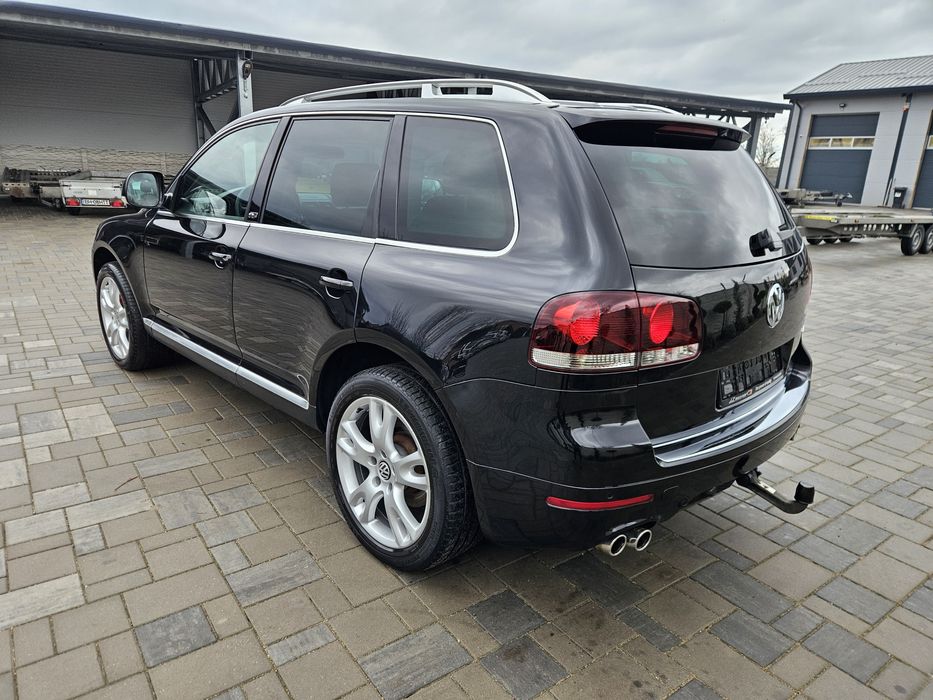 Vw touareg Rline 3.0 tdi,239 cp,model 2009,xenon,navi,piele,jante R20
