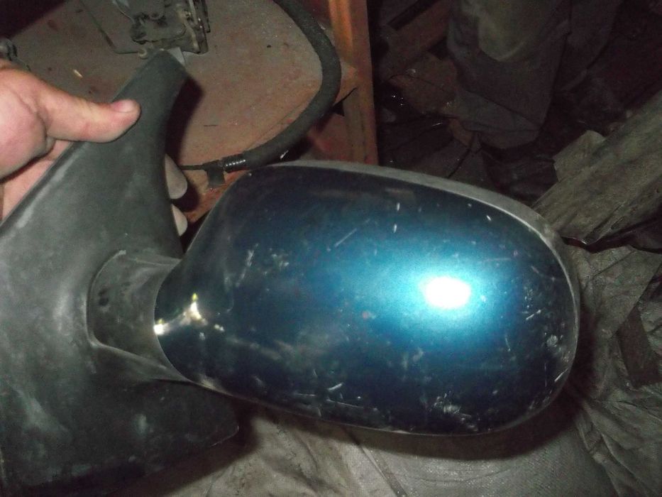 Ляво огледало за Рено Меган Сценик 98 год. гр. Плевен Индустриална зона ...