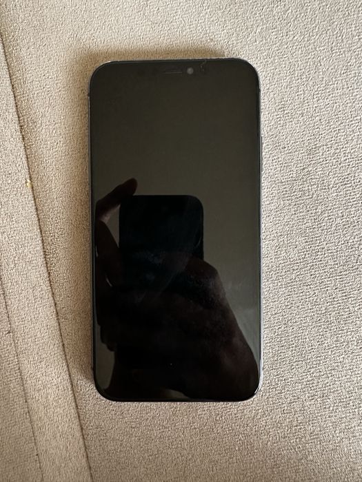 Телефон Iphone 11 черный
