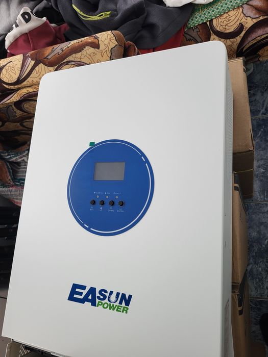 Invertor easun smt 12 kp