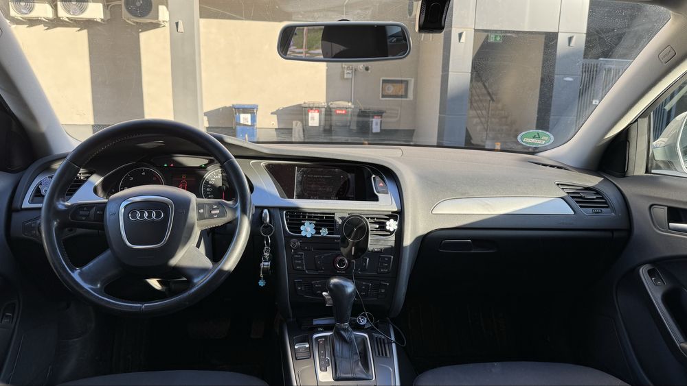 Audi A4 B8 2.0 TDI 2008 automat 143cai