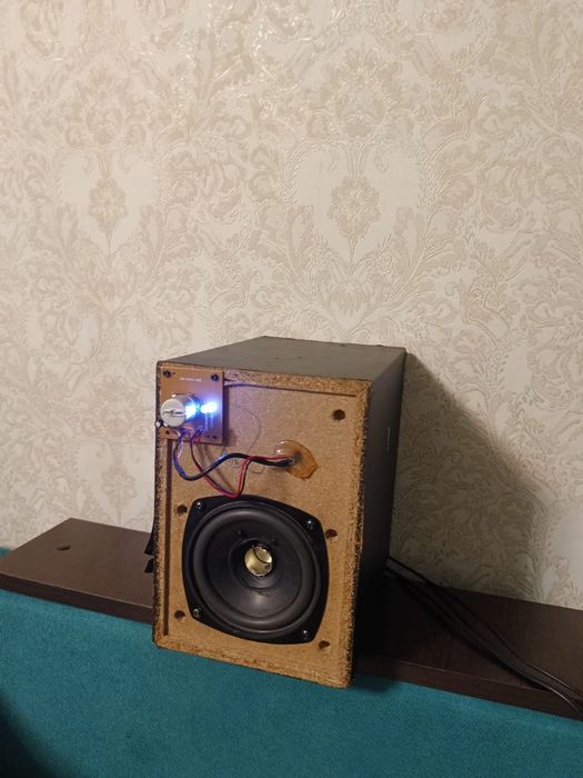 Проводная колонка