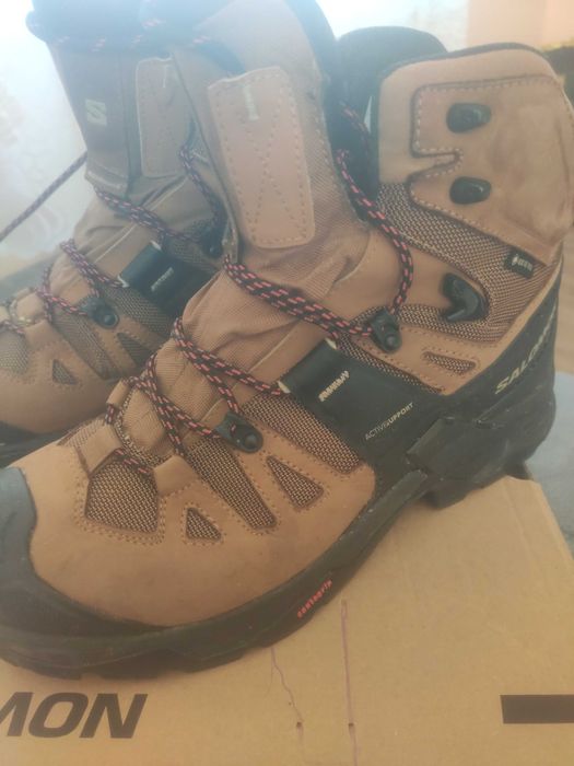 Туристически обувки Salomon Quest 4 GORE-TEX