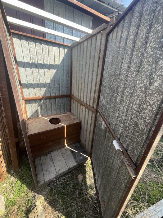 Продам каркасный туалет