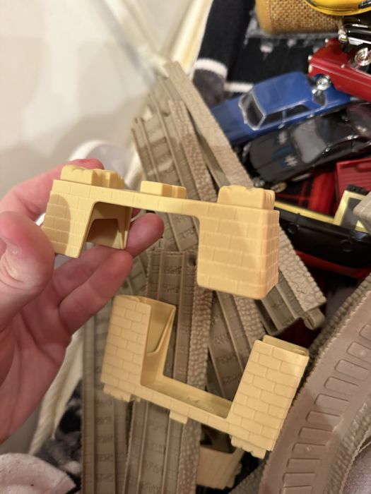 Trenuri de jucarie Thomas+vagon+sina accesorii