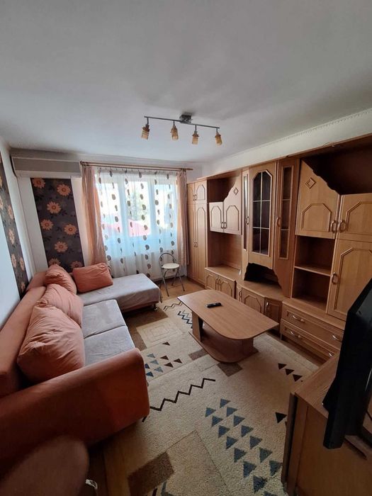Apartament de închiriere