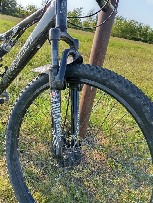 Vând bicicleta full suspension Apollo gradient