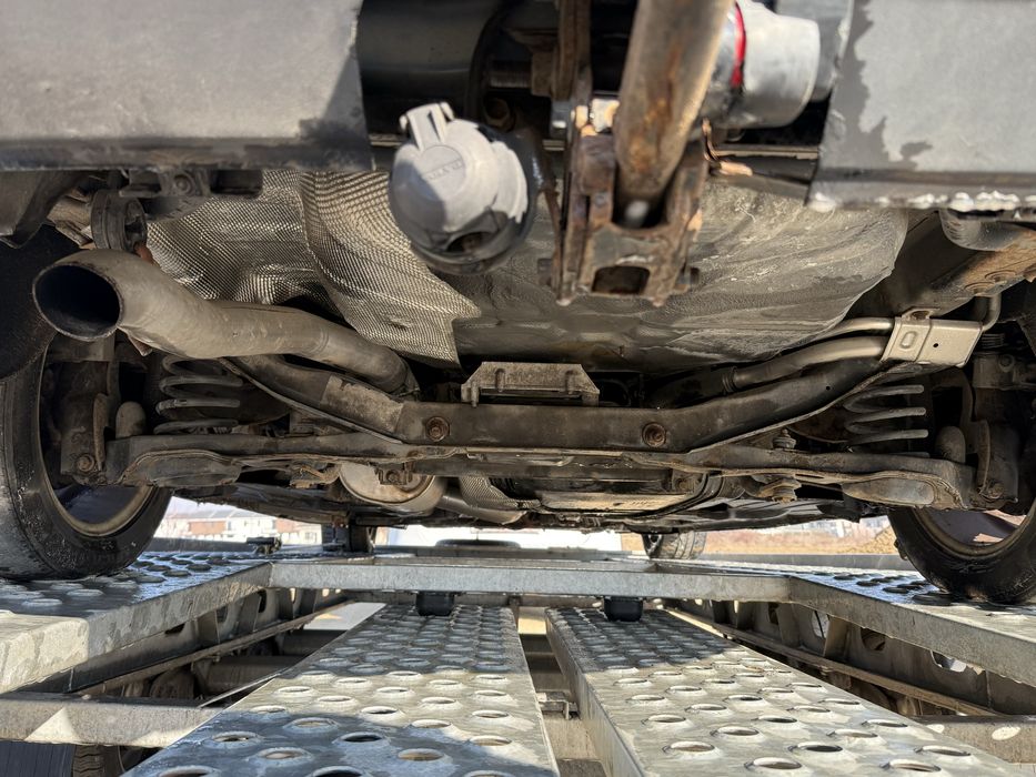 Dezmembrez Volvo V50 Facelift - 1.6 Diesel  si 2.0 Diesel