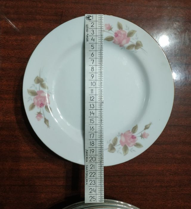 Тарелки японские,советских времен,в хорошем состоянии всего 25 шт