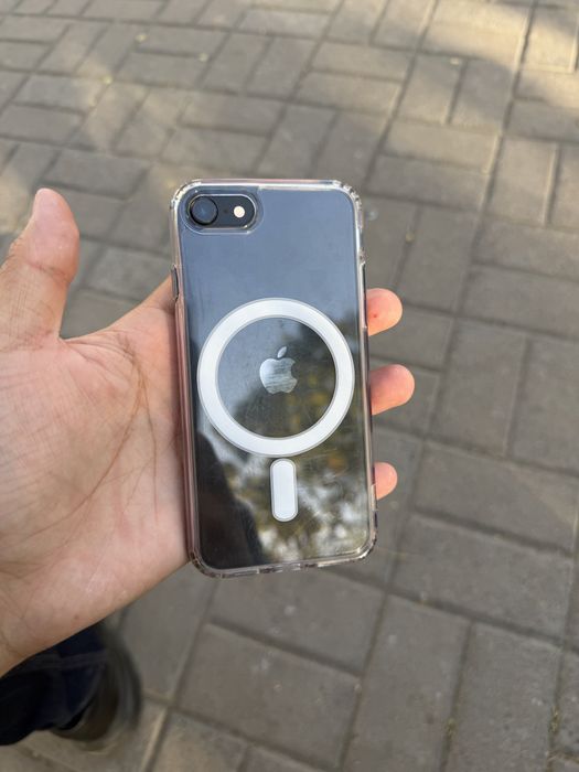 iPhone SE 2020 EAC