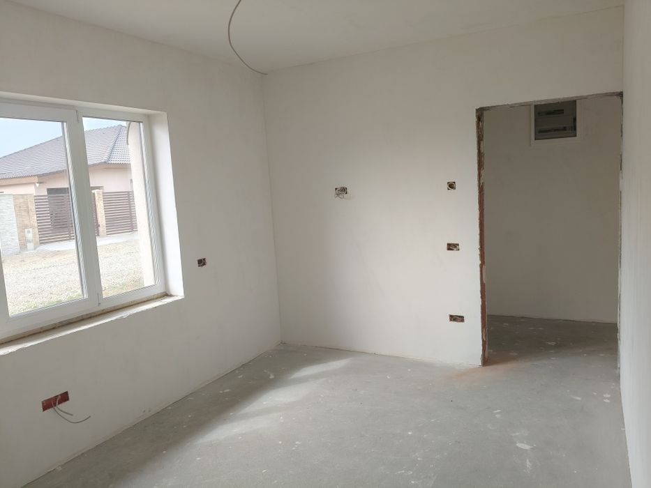 Casa semifinisata Santandrei