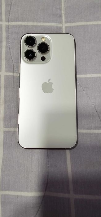 Продавам Iphone 13 PRO
