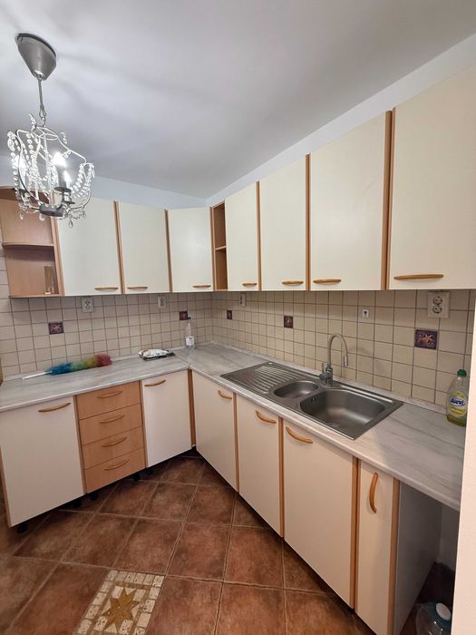 DOROBANTI piata,zona foarte linistita