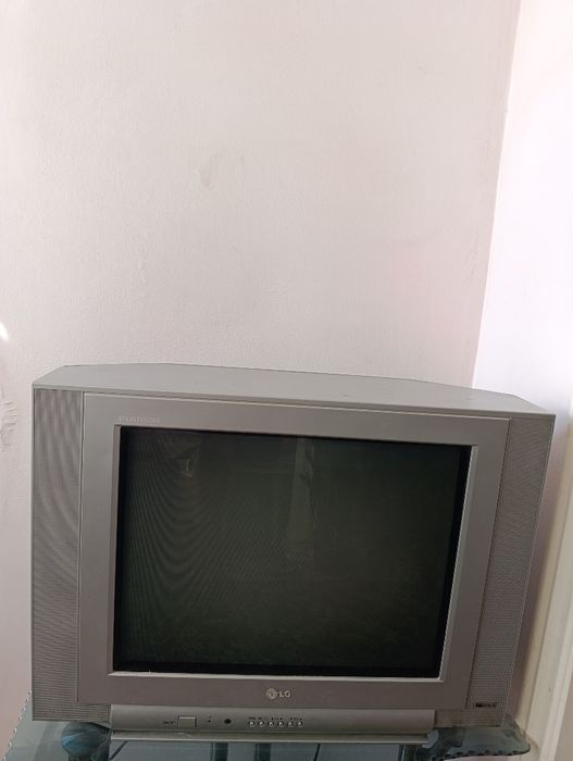 LG televizor! xolati yaxshi