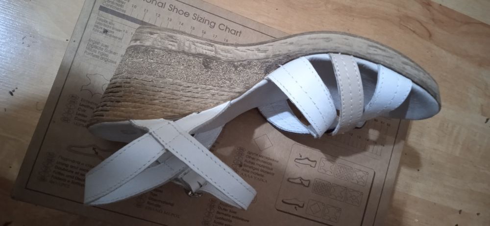 Качествени сандали 39 намер