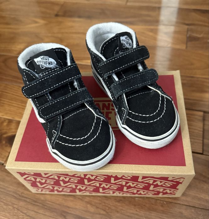 Продам детские кеды Vans