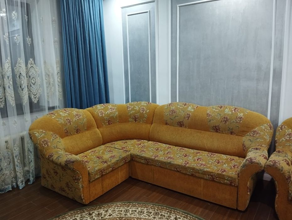 Продается диван.