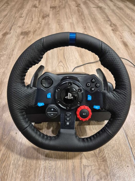 Logitech G29 волан с скоростен лост.