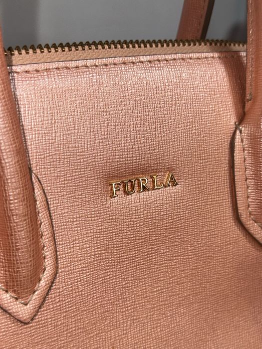 Оригинална дамска чанта Furla