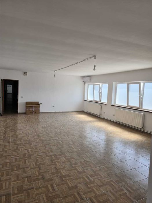 Societate comerciala inchiriaza spatiu depozitare sau  birouri