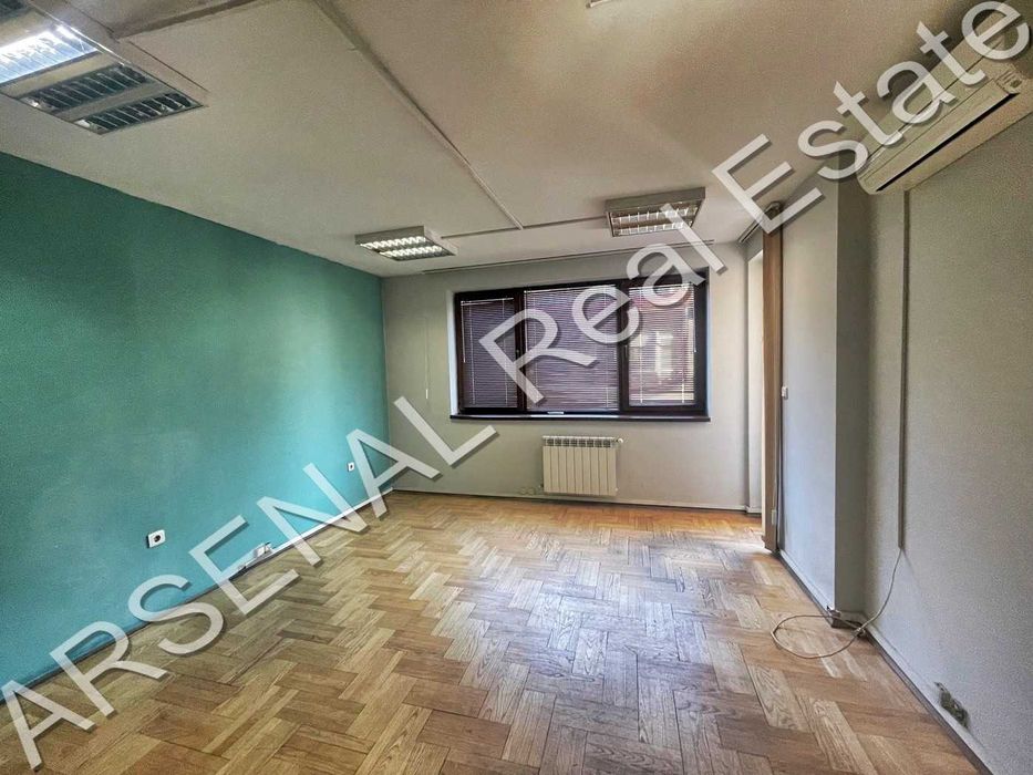 Офис под наем, Лозенец