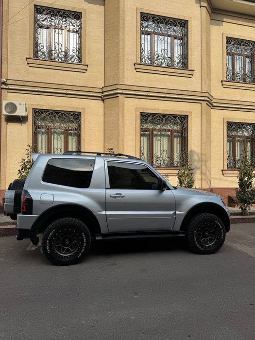 Mitsubish Pajero OFF ROAD