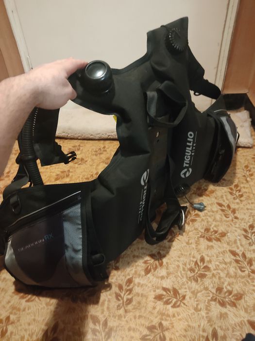 Компенсаторната жилетка за водолазно гмуркане