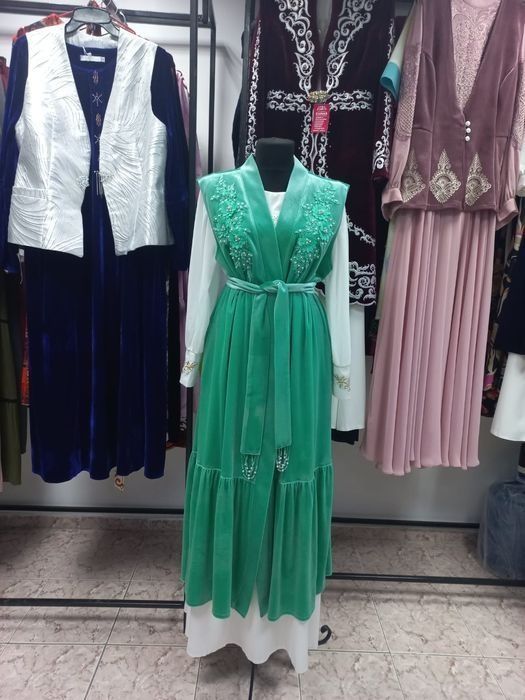 Продам новые кажекей и камзолы